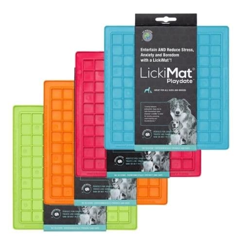 משטח האכלה לכלבים מגומי בצבעים LICKI MAT PLAYDATE